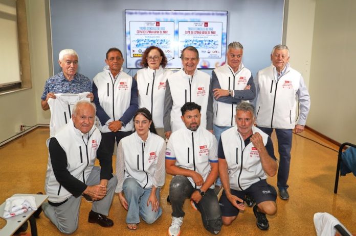 Vigo-Presentación Copa de España de Kaiak mar