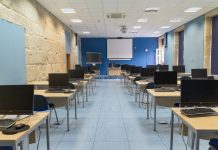 El aula CEMIT de Tui impartirá el taller «Argallando entre xeracións», para jóvenes de 12 a 18 años
