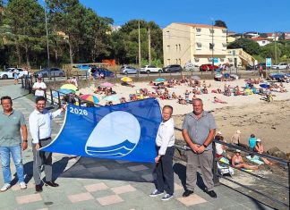 Las playas de Area Grande y O Muíño lucen la Bandera Azul