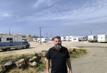 O BNG denuncia «o descontrol no estacionamento de autocaravanas na Atalaia»