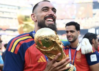 Borja Iglesias recibirá un homenaje en Vigo tras hacer historia en el Mundial