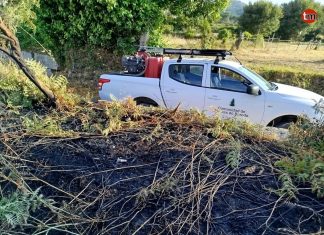 Vecinos y Comunidad de Montes frenan un conato de incendio en Baredo