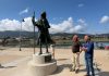 Nigrán inaugura una gran escultura dedicada a los peregrinos