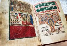Un Facsímil del Códice Calixtino enriquece el patrimonio bibliográfico del Centro Teológico de Vigo