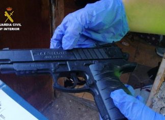 La Guardia Civil desarticula una peligrosa banda que asaltaba bares armados en O Rosal