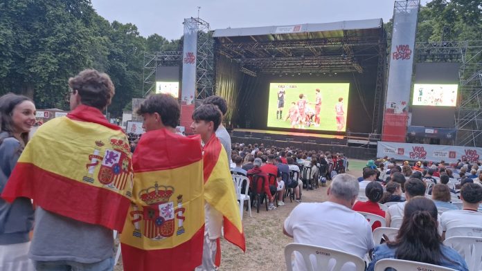 pantallas gigantes para ver el encuentro de la selección en Castrelos