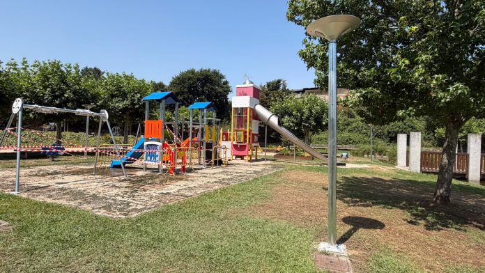 Parque infantil-Mos