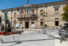 Tui une Mundial y solidaridad en una gran cita en la Praza da Inmaculada
