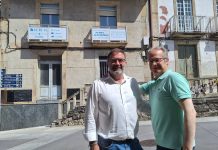 El alcalde de A Guarda respalda la apertura de Serfis Asesores en su campaña de apoyo al comercio local
