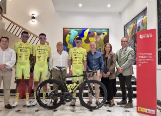 La Zona Franca de Vigo recibe al Club Ciclista Rías Baixas, primer club deportivo en la Aceleradora ViaExterior