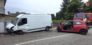 Dos heridos, uno de ellos excarcelado, tras la colisión de tres vehículos en Tomiño