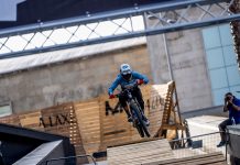 Adrien Loron revalida su victoria y Fernanda Gildemeister se estrena con triunfo en el MTB Downtown de Marisquiño