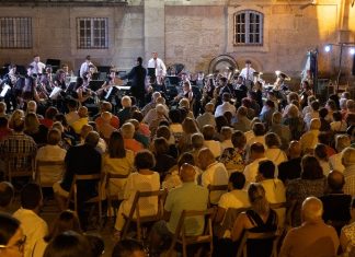 El Paseo Fluvial de Tui acoge el XXXI Festival de Bandas de Música