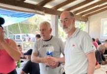Almuíña reconoce la labor cultural del Club de Bolos Medialdea Belesar-Baiona