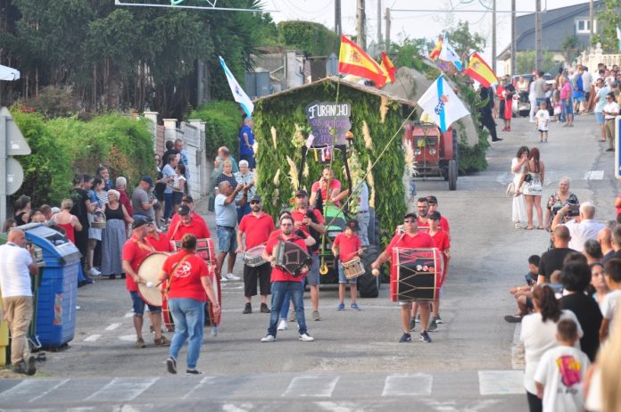 desfile de carrozas amorin