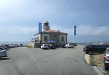 El PSOE denuncia el cierre de un espacio público en el Faro Pequeno durante un evento privado
