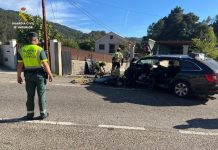 Herido tras salirse de la vía y quedar atrapado en su vehículo en O Porriño