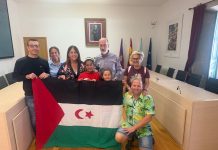 Almuíña recibe a una niña saharaui que pasa las vacaciones en Baiona