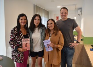 Beatriz Cabaleiro presenta en Mos su nueva novela juvenil sobre identidad y libertad