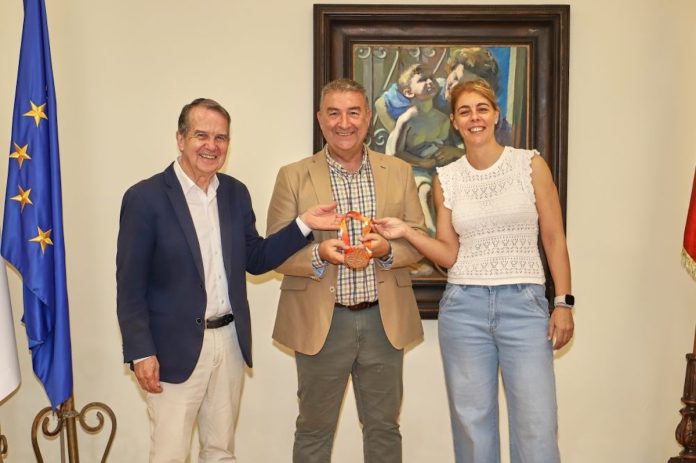 Caballero-Miguel Mendez-Cristina Cantero