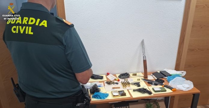 DETENIDO armas fuego nigran vigo