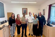 El alcalde de Baiona recibe al embajador de Yemen ante la UNESCO