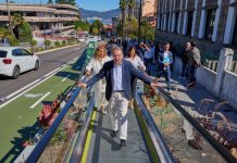 Vigo estrena las cuatro nuevas rampas mecánicas del Paseo de Granada