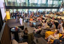 Vertical Summit reúne en Vigo a más de 200 profesionales y 140 empresas gallegas