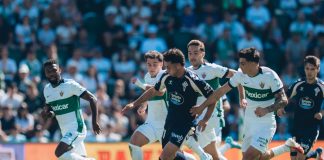 El Celta mantiene el pulso en Elche