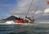 Rescatan a tres tripulantes de un velero alemán encallado en la desembocadura del Miño
