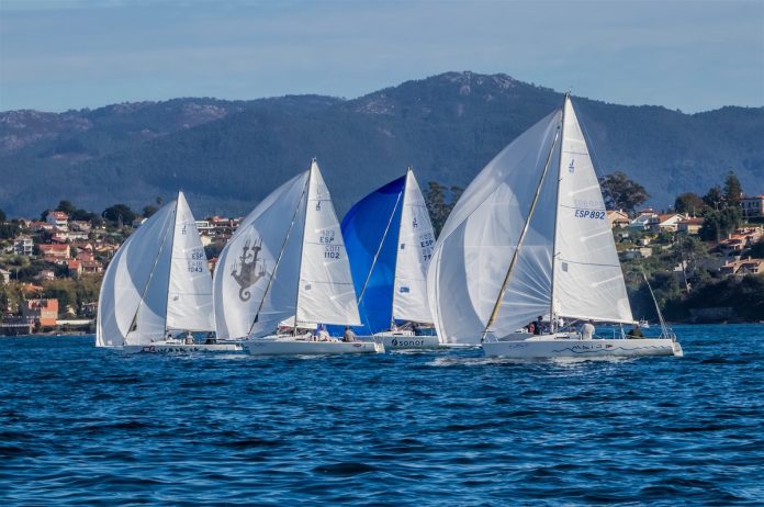Liga de Otoño Mercury Avator J80