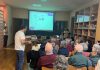 El club de lectura Nieves Ibarra de Nigrán viaja con Pedro Feijóo a la aldea donde se refugió Romasanta